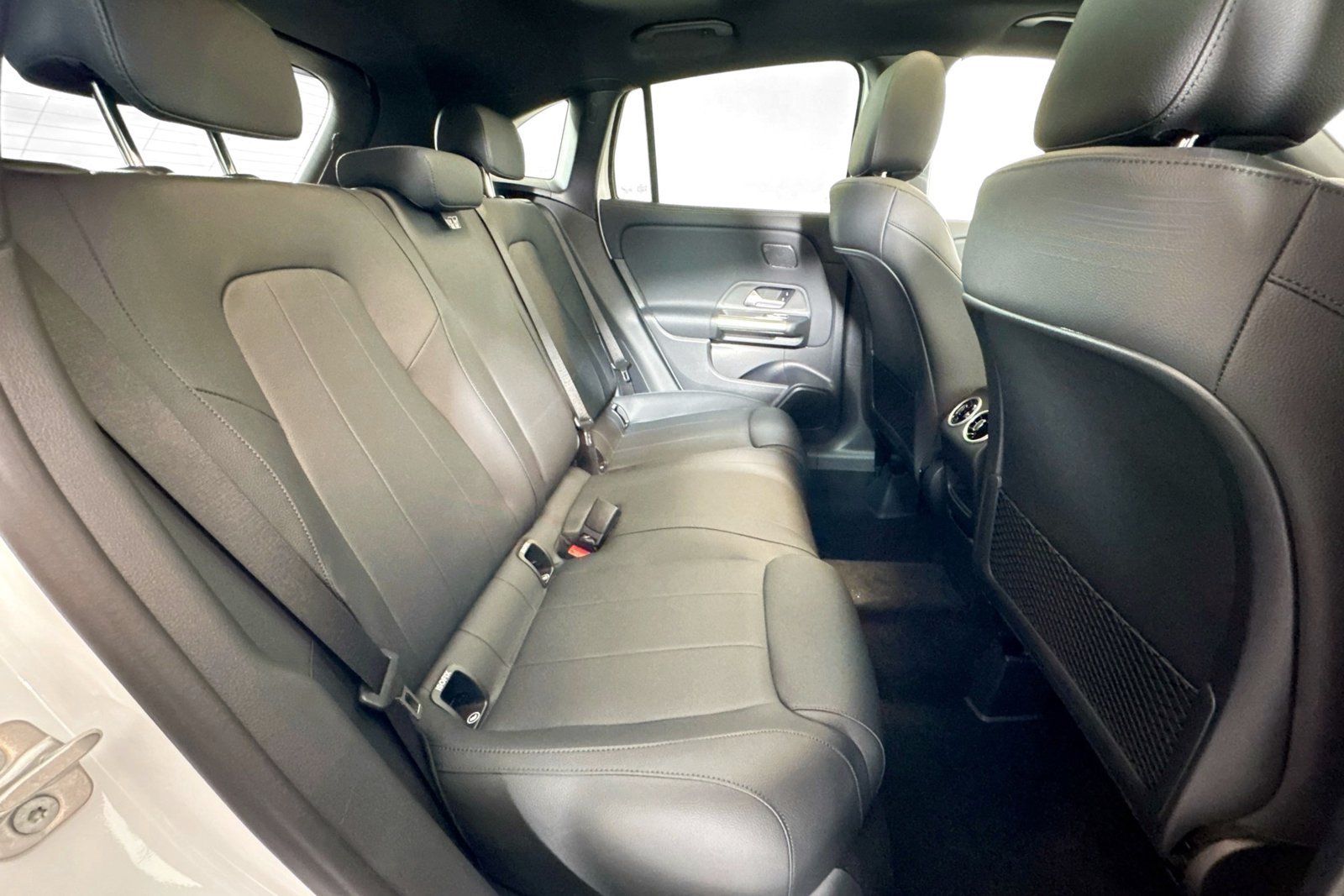 Certified Used 2026 Polar White Mercedes-Benz GLA 250 image 25