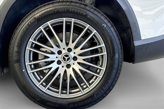 New 2026 Polar White Mercedes-Benz GLC 300 image 59