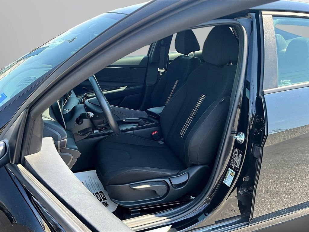 Certified Used 2025 Black Hyundai SEL Sport image 23
