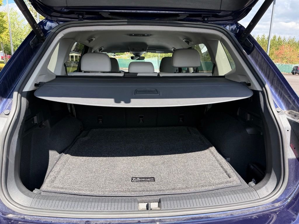 Used 2022 Atlantic Blue Metallic Volkswagen 2.0T SE image 19