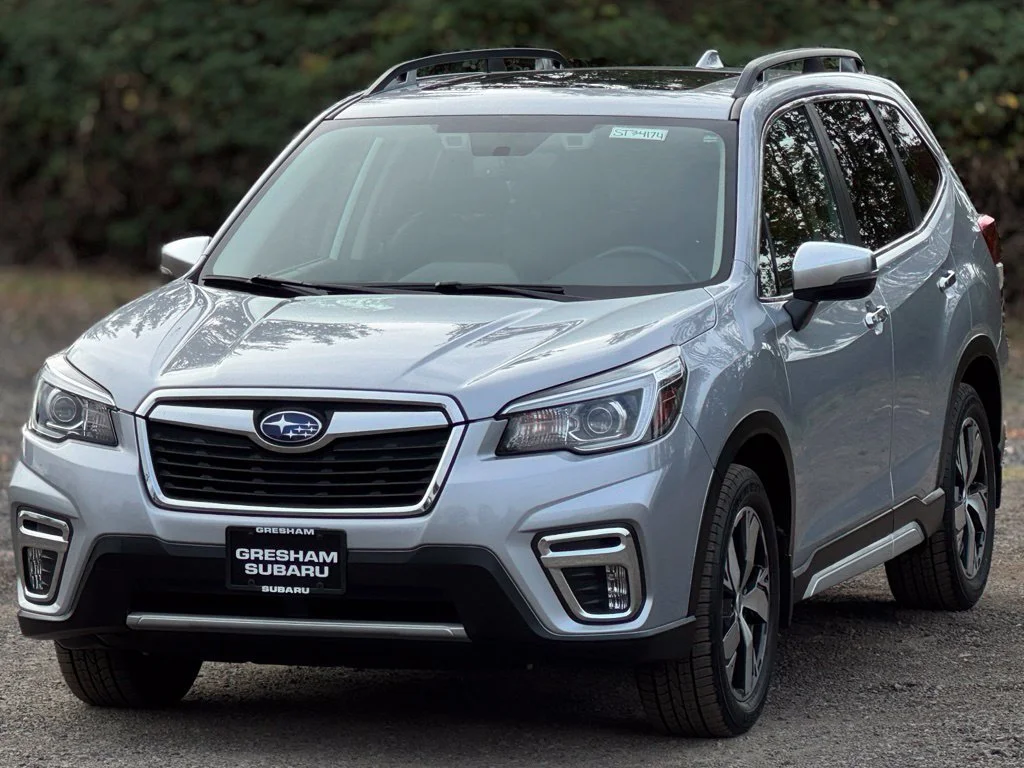 Used 2019 Ice Silver Metallic Subaru Touring image 3