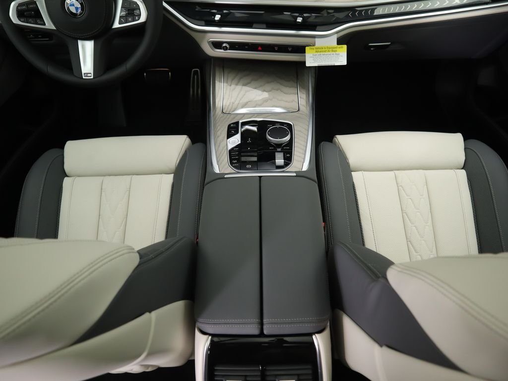2026 BMW X7 40i - Photo 18