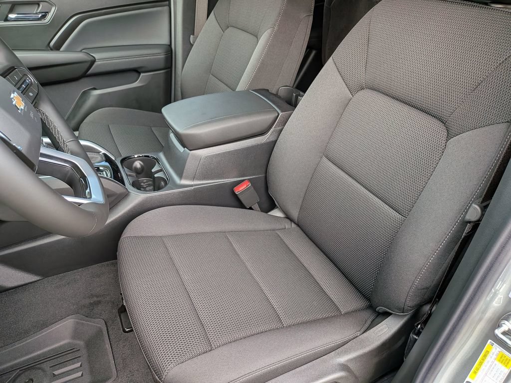 2026 Chevrolet Colorado LT - Photo 14