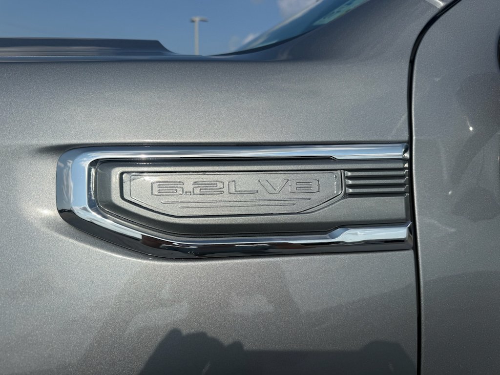 Certified Used 2024 Sterling Metallic GMC AT4 image 8