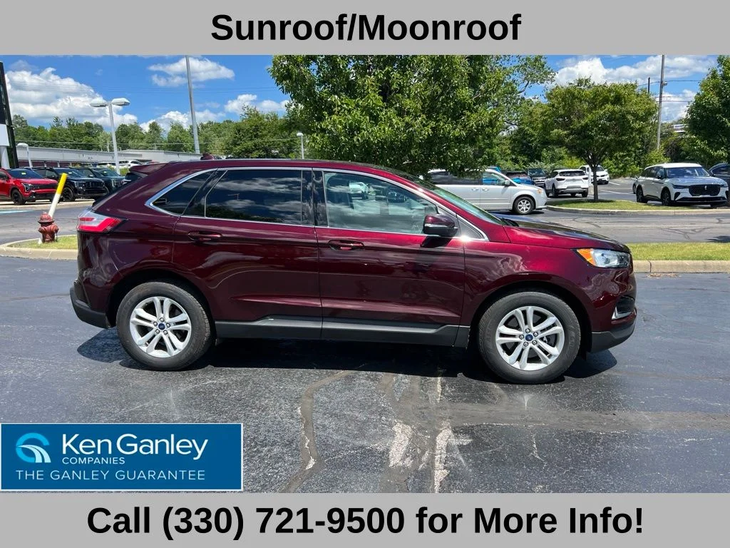 Used 2019 Red Ford SEL image 4