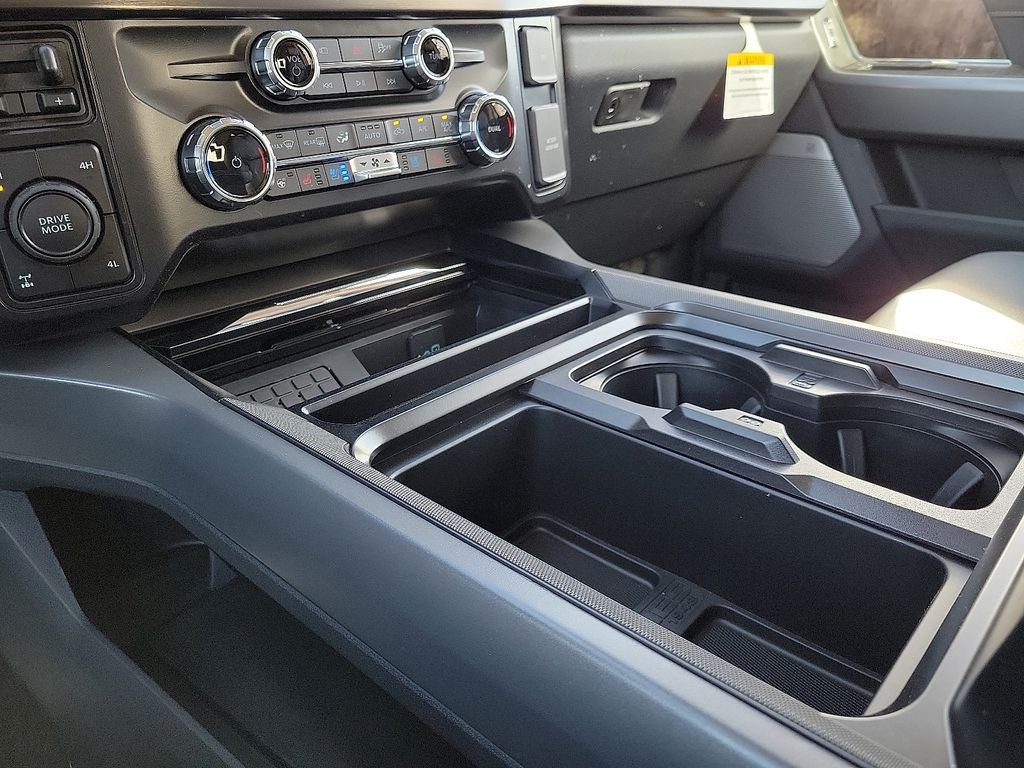 New 2026 Avalanche Ford F-250® Lariat® image 25