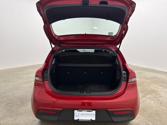 Used 2023 Currant Red Kia S image 36