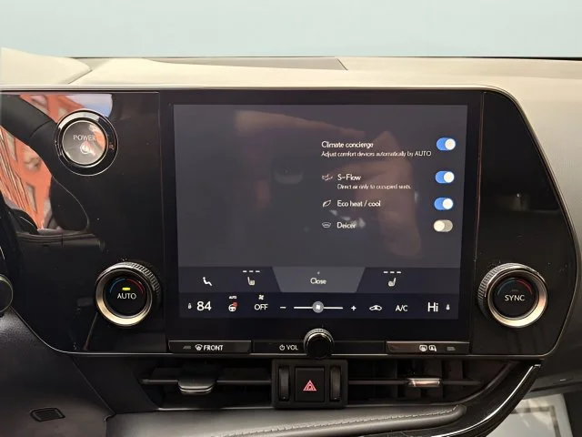 Used 2022 Gray Lexus 350h Base image 17