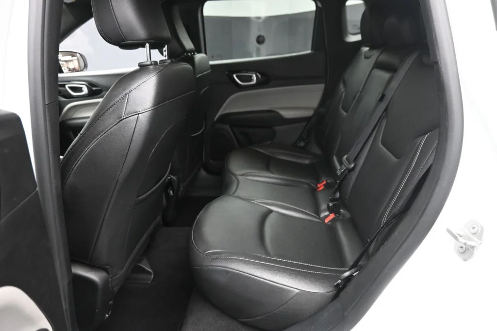 Certified Used 2025 White Jeep Limited image 12