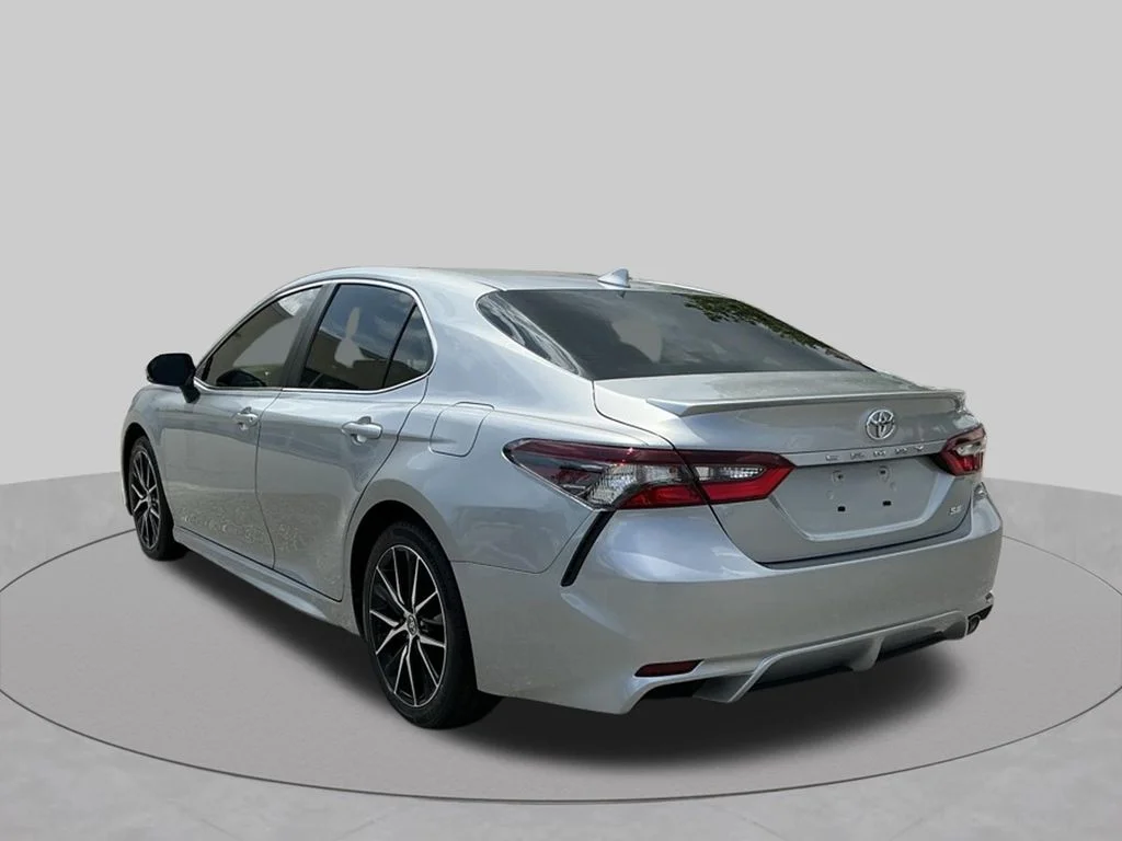 Used 2024 Silver Toyota SE image 3