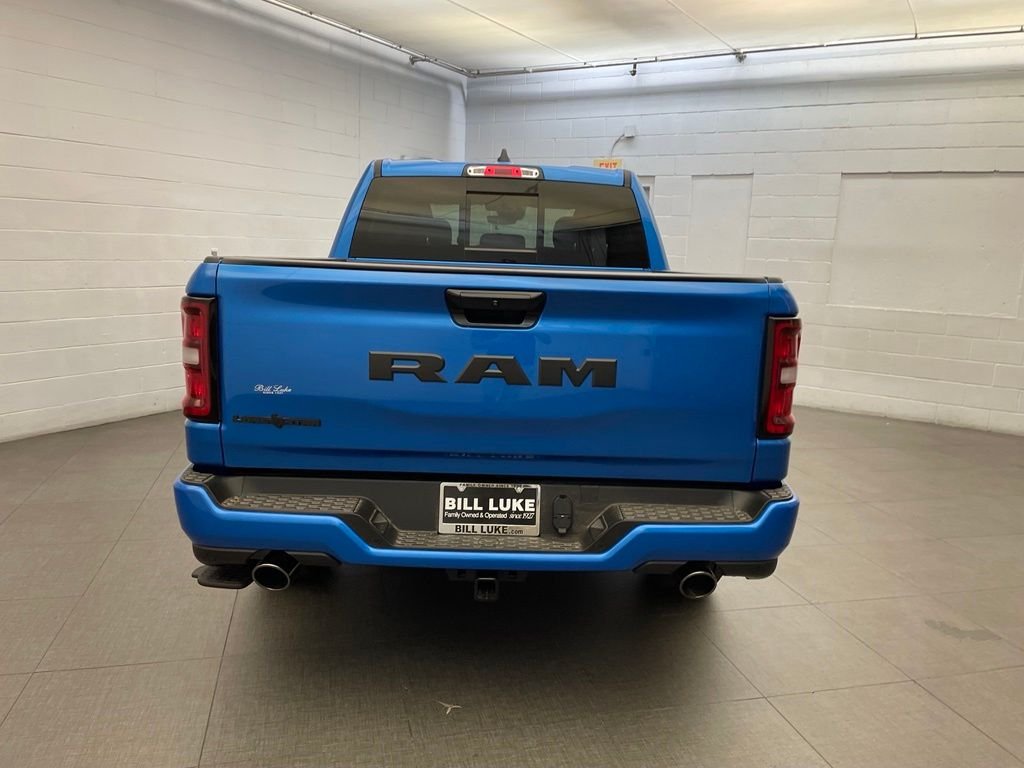New 2026 Hydro Blue Pearl-Coat Exterior Paint RAM Big Horn/Lone Star image 4