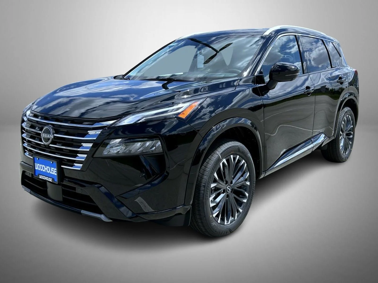 2026 Nissan Rogue Platinum AWD's photo
