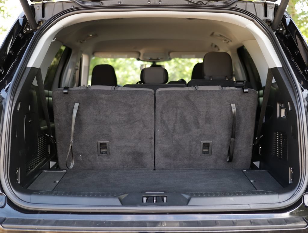 Used 2023 Black Ford XLT image 26