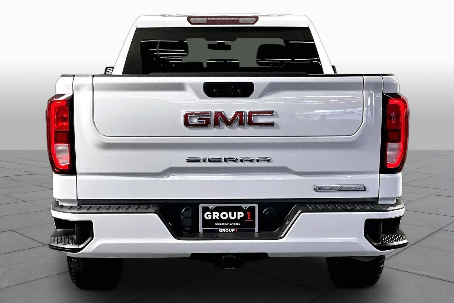 Used 2021 SUMMIT WHITE GMC Elevation image 5