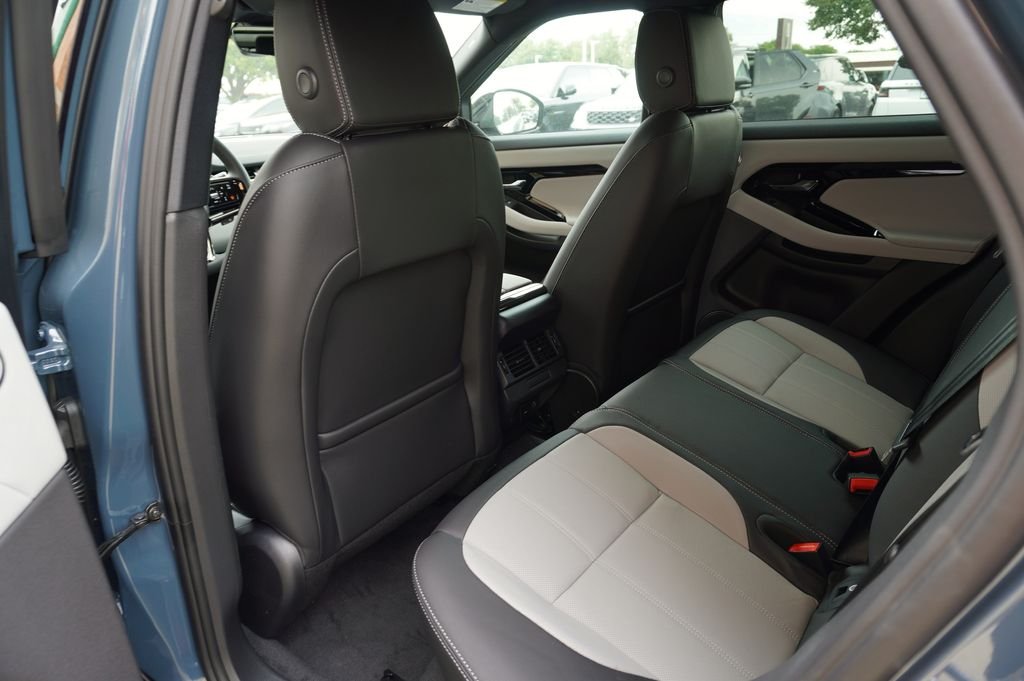 New 2026 Tribeca Blue Land Rover Hoxton Edition image 30
