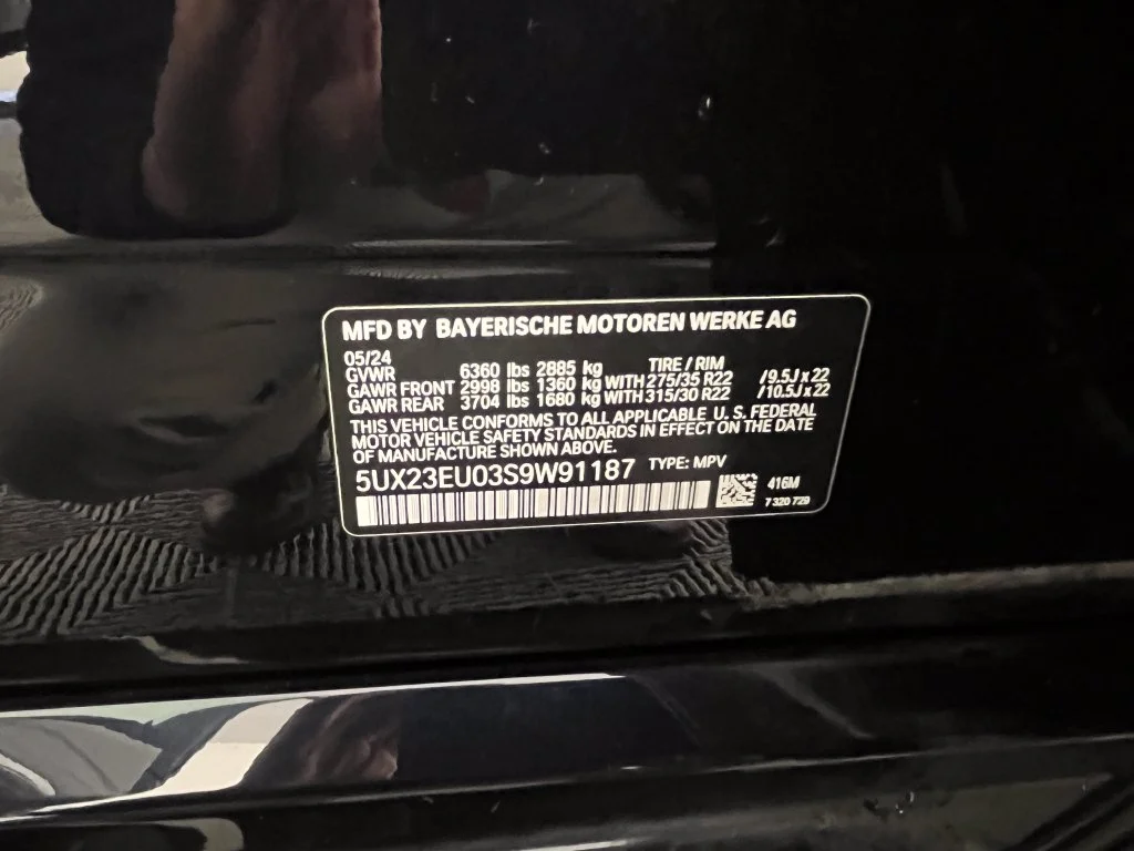 Used 2025 Carbon Black Metallic BMW xDrive40i image 29