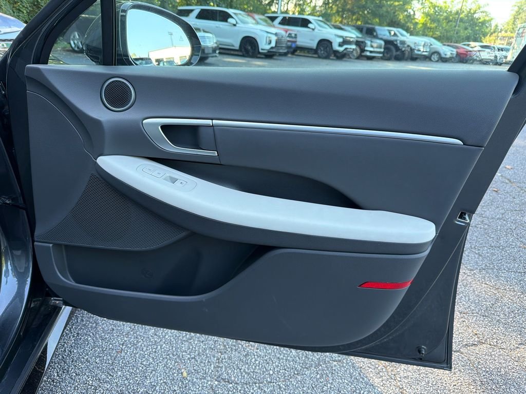 2025 Hyundai Sonata SEL - Photo 14