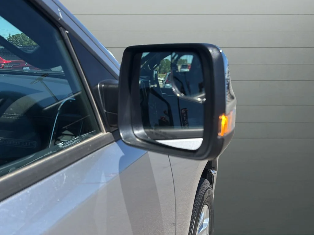 Used 2024 Silver Ram Laramie image 26