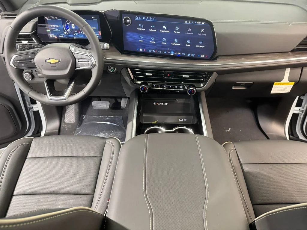 New 2026 Polar White Tricoat Chevrolet Premier image 14