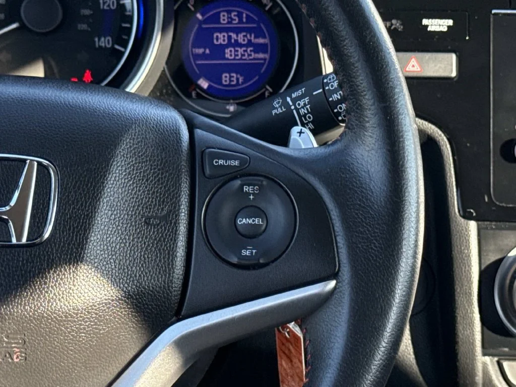 Used 2018  Honda Sport image 18