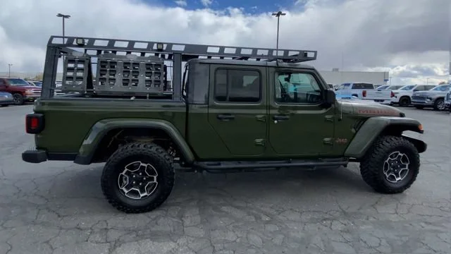 Used 2023 Sarge Green Clearcoat Jeep Mojave image 9