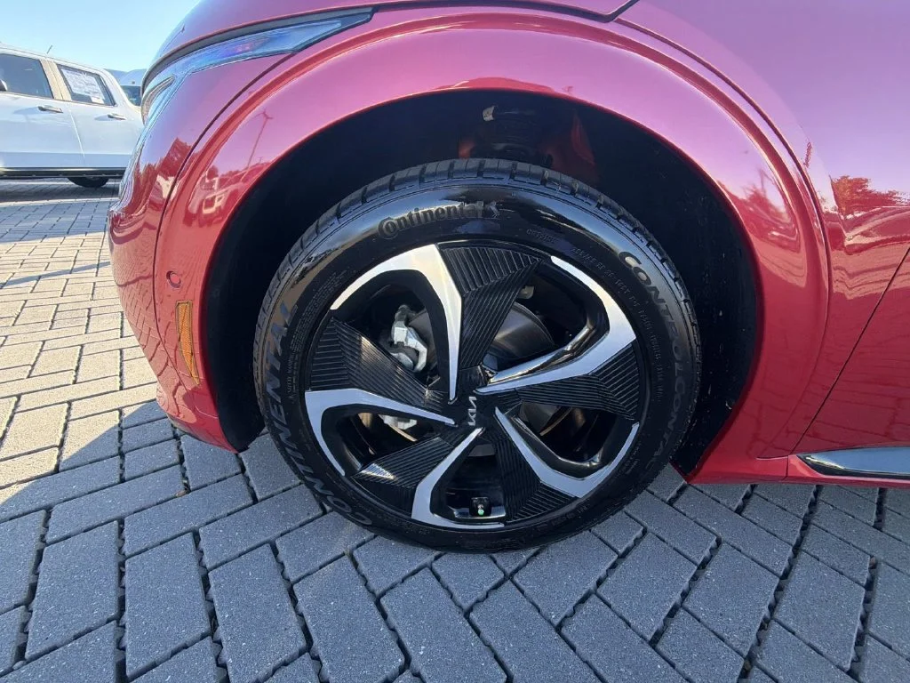 Used 2024 Red Kia GT-Line image 10