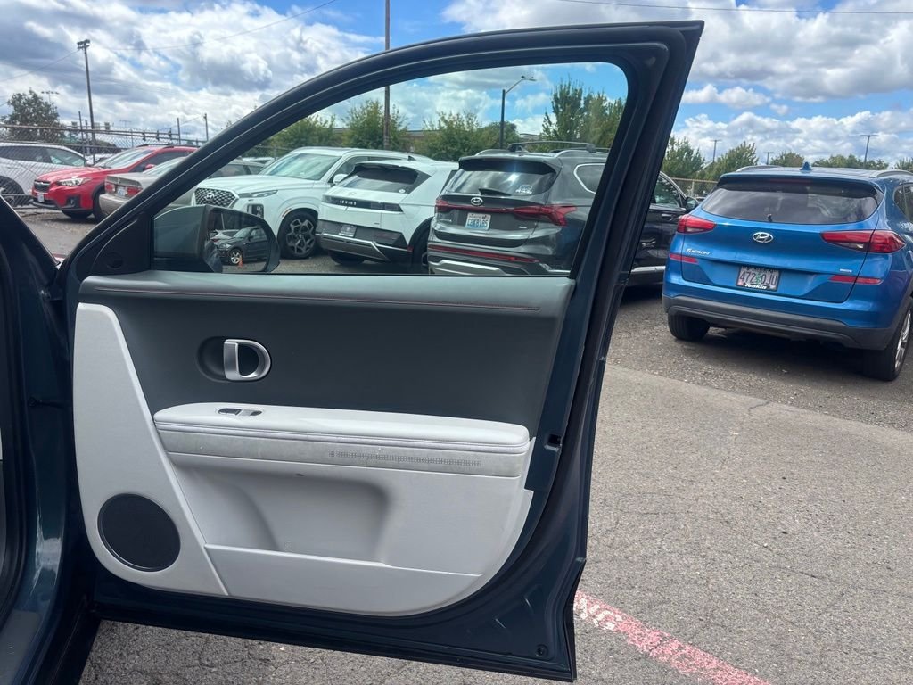 Used 2023 Digital Teal Hyundai SEL image 15