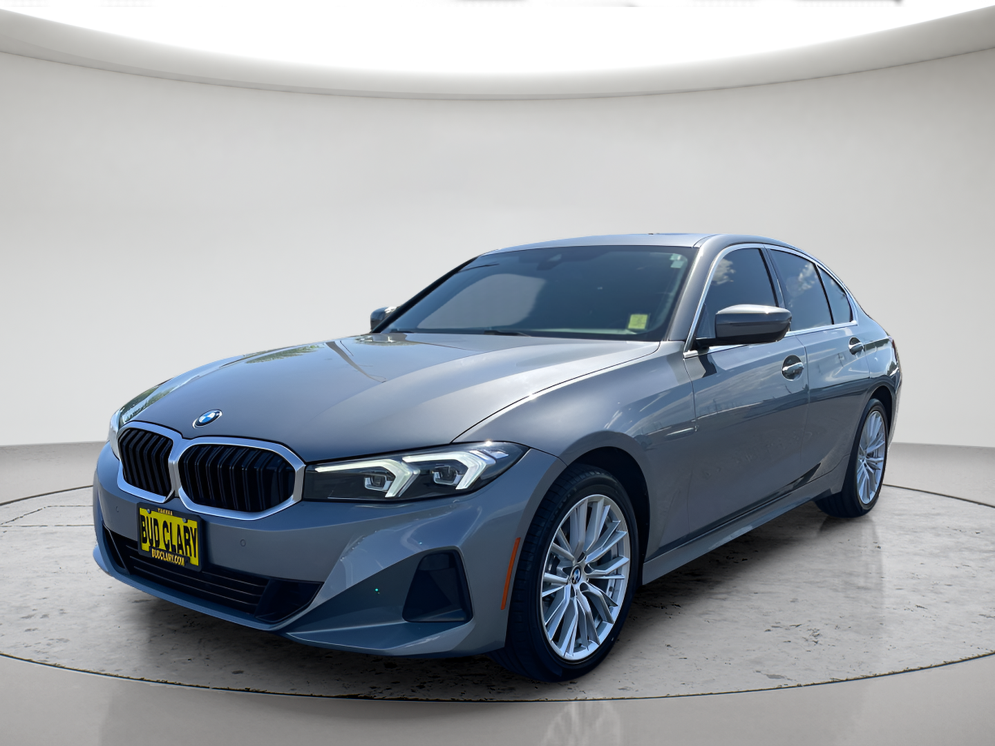 Used 2024 Gray BMW 330i xDrive image 7
