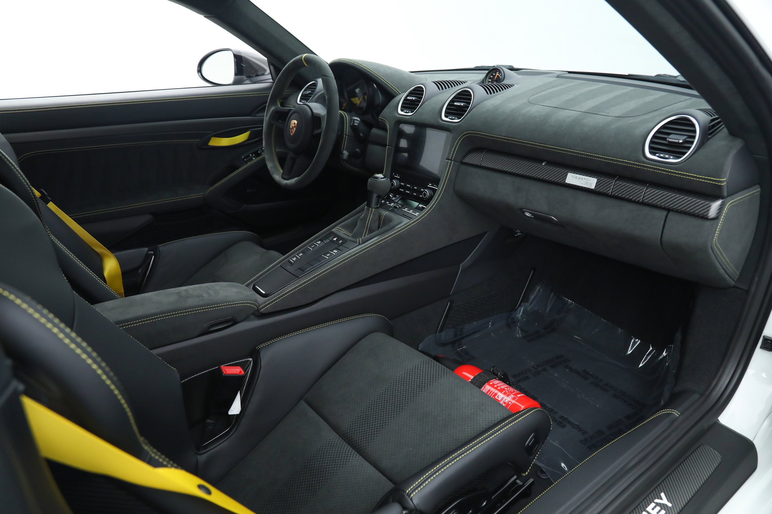 Used 2025 White Porsche GT4 RS Coupe image 18