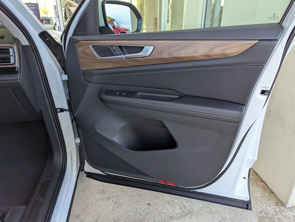 2026 Volkswagen Atlas SE w/Tech - Photo 39