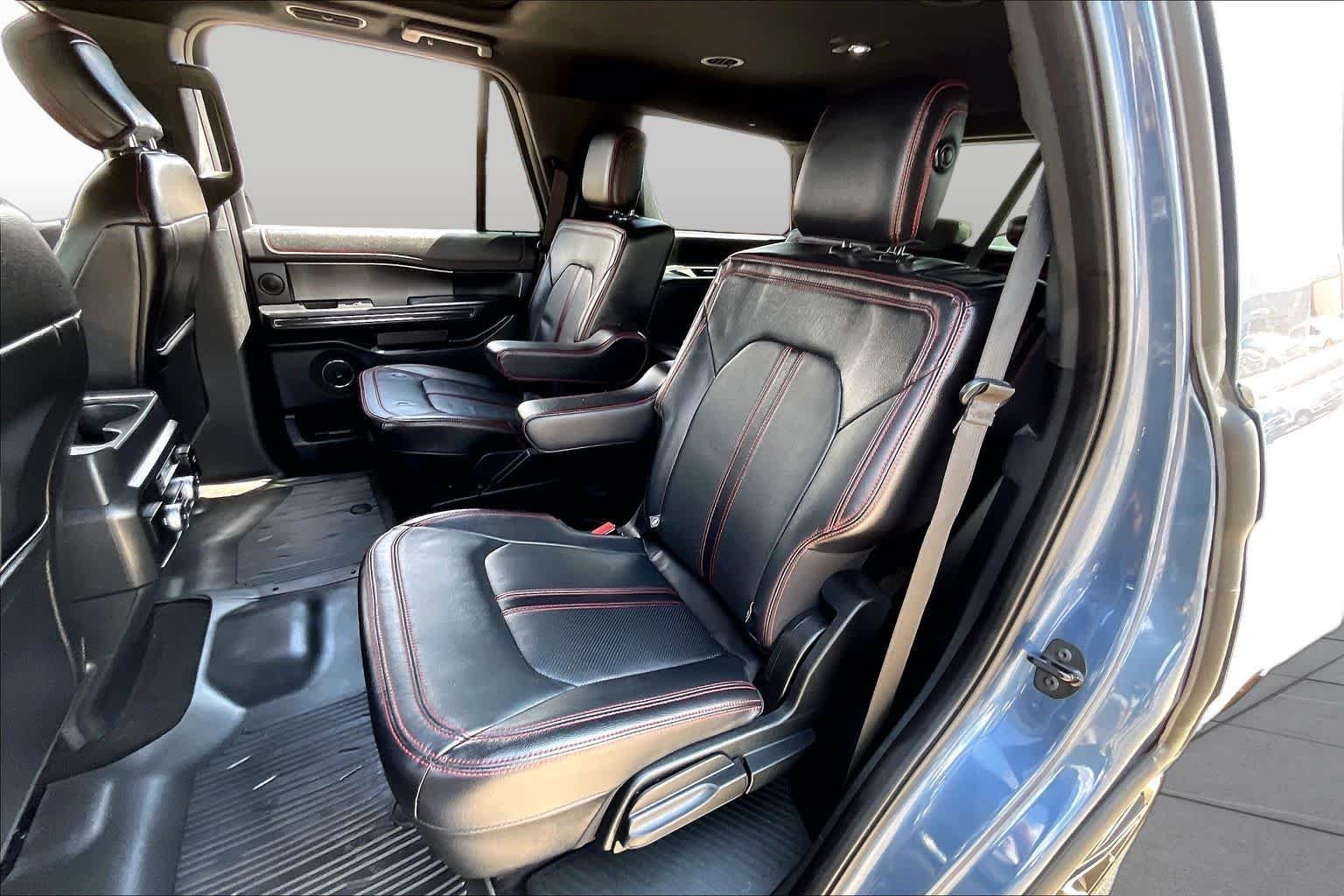 Used 2020 Blue Metallic Ford Limited image 20