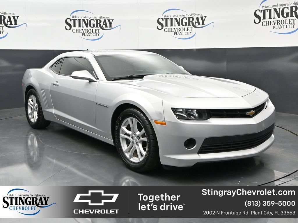 Used 2015 SILVER ICE METALLIC Chevrolet LT image 1
