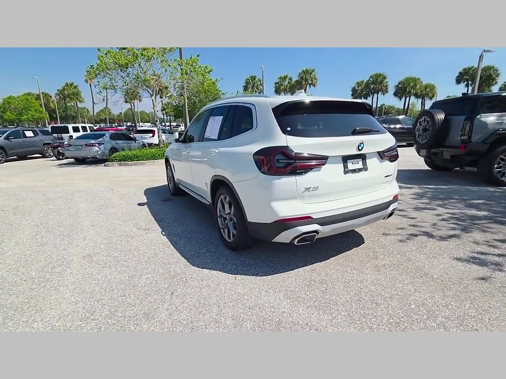 Used 2023 Alpine White BMW xDrive30i image 40