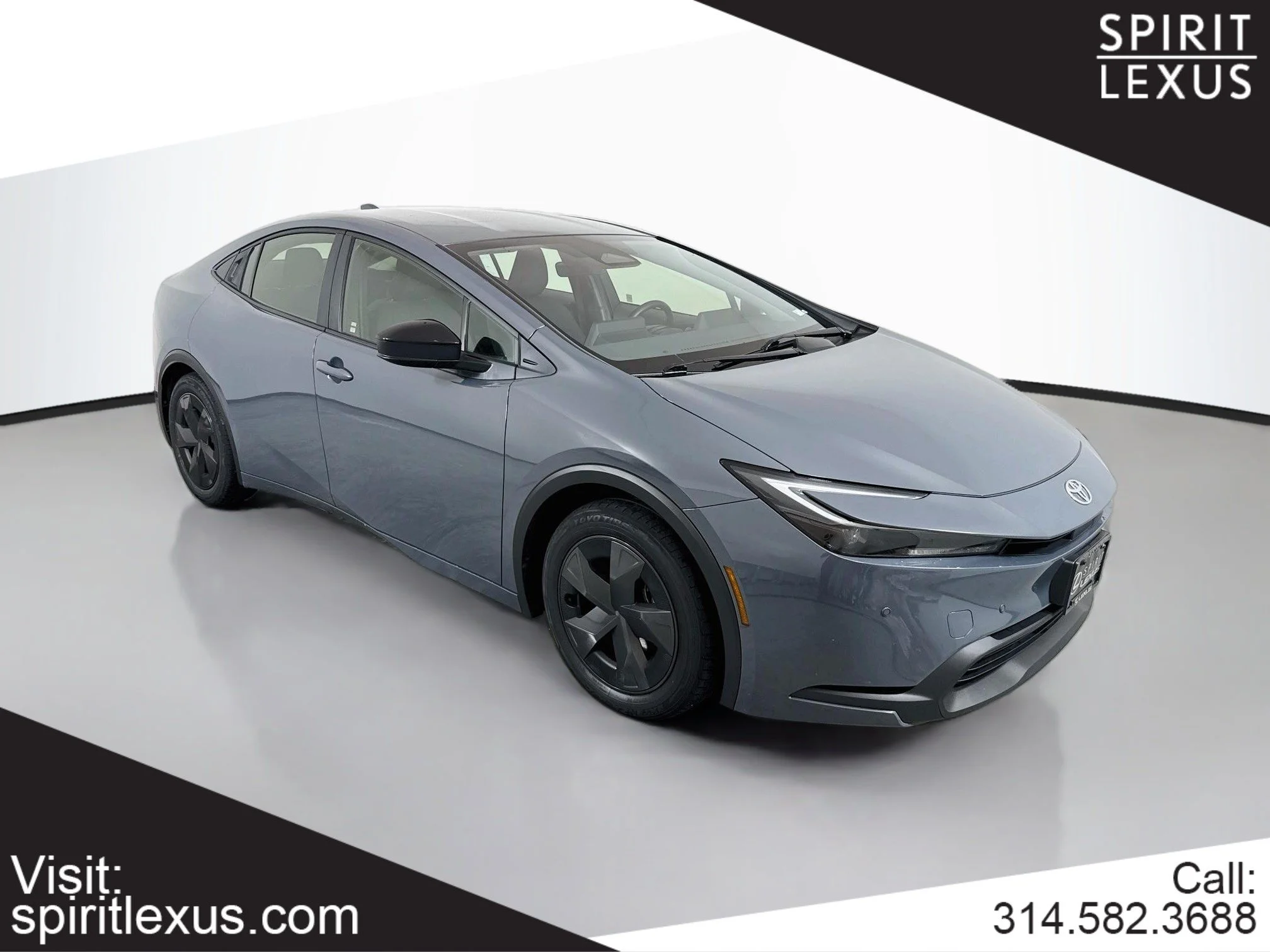 2025 Toyota Prius LE