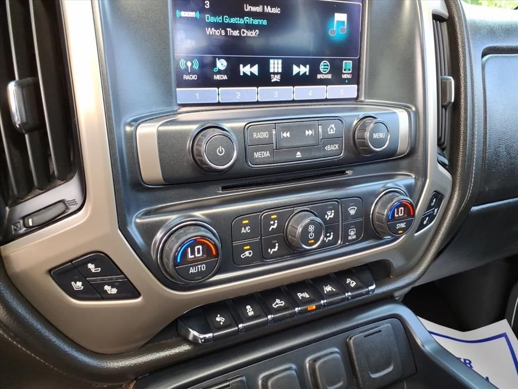 Used 2017 White GMC Denali image 23