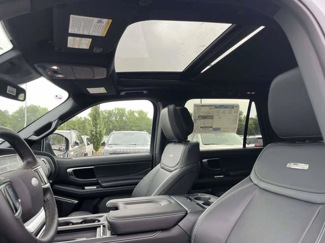New 2027 Glacier Gray Metallic Tri-Coat Ford Platinum image 14
