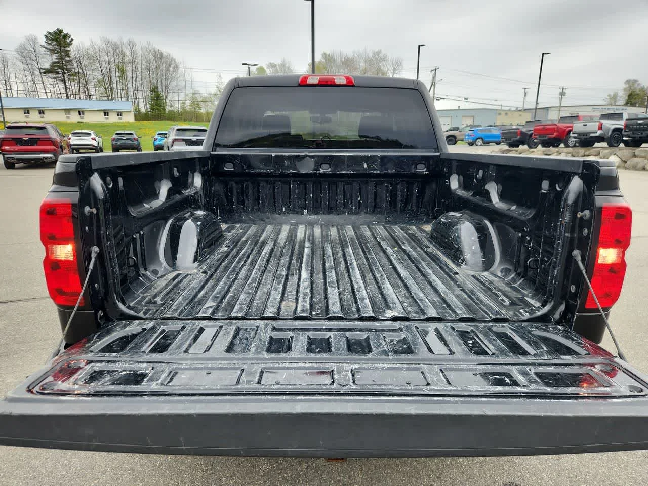 Used 2018 Black Chevrolet LT image 16