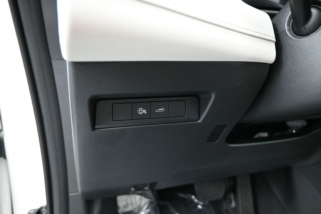 New 2026 Rhodium White Metallic Mazda 2.5 S Preferred AWD image 7