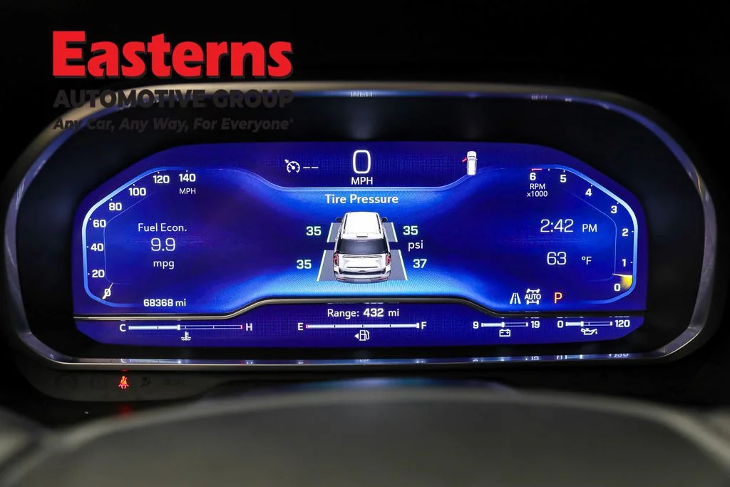 Used 2023 Blue Chevrolet LT image 18