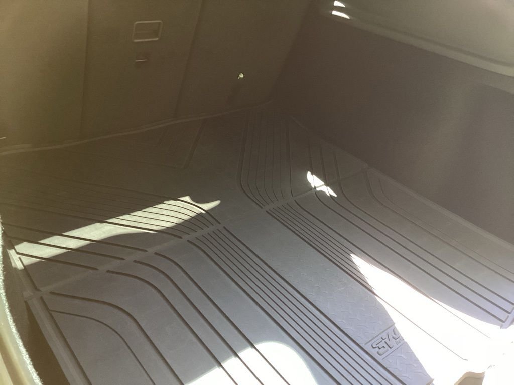 Used 2026  Tesla  image 24