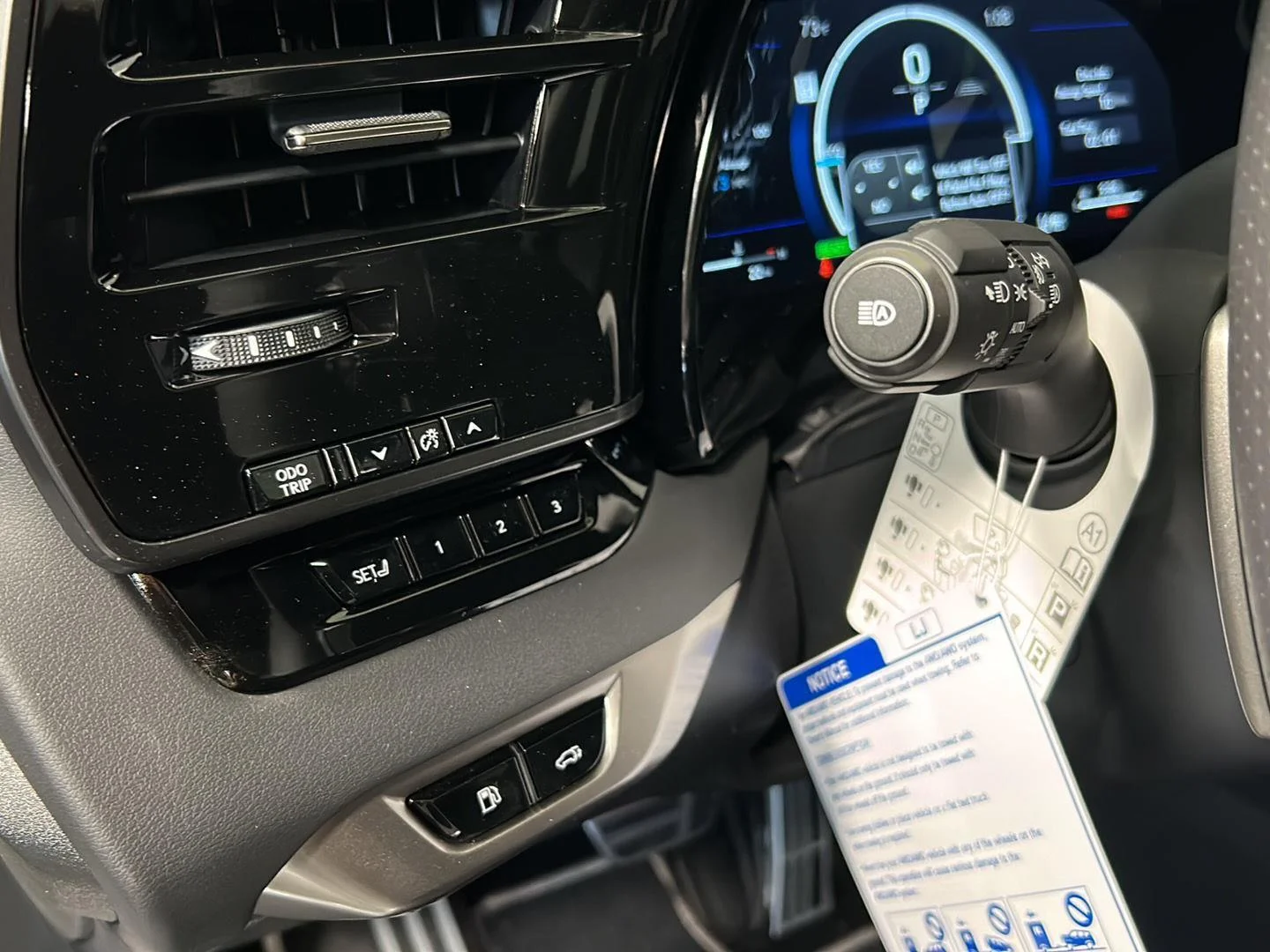 New 2026 Ultra White Lexus RX 500h F SPORT Performance image 9