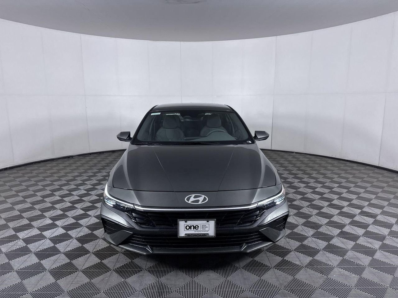 New 2026 Amazon Gray Hyundai SE image 12