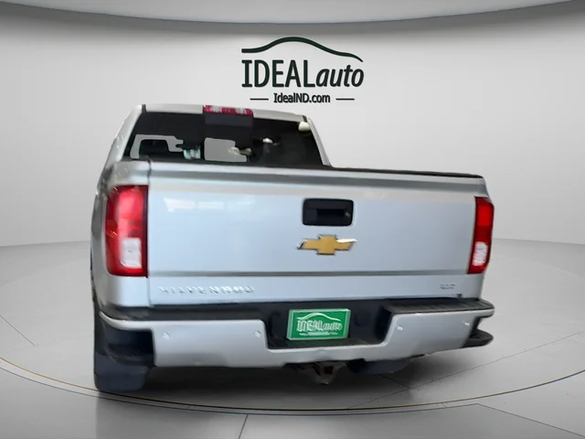 Used 2018 Silver Chevrolet LTZ image 7