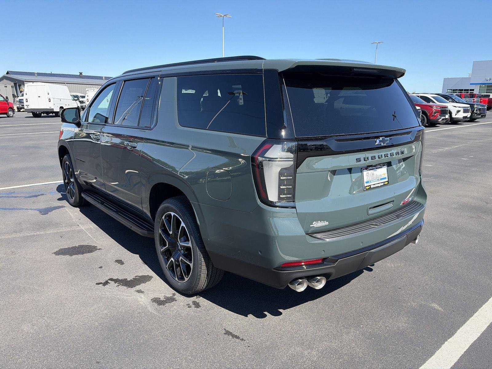 2026 Chevrolet Suburban RST - Photo 10