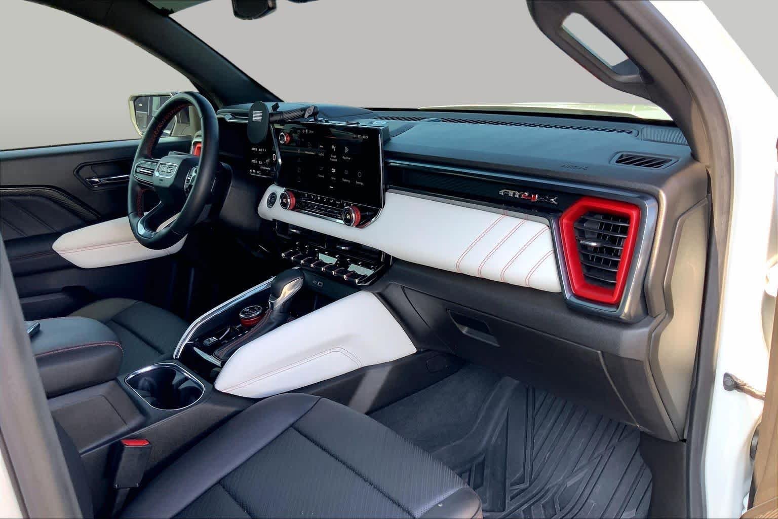 Used 2024 Summit White GMC 4WD AT4X image 18