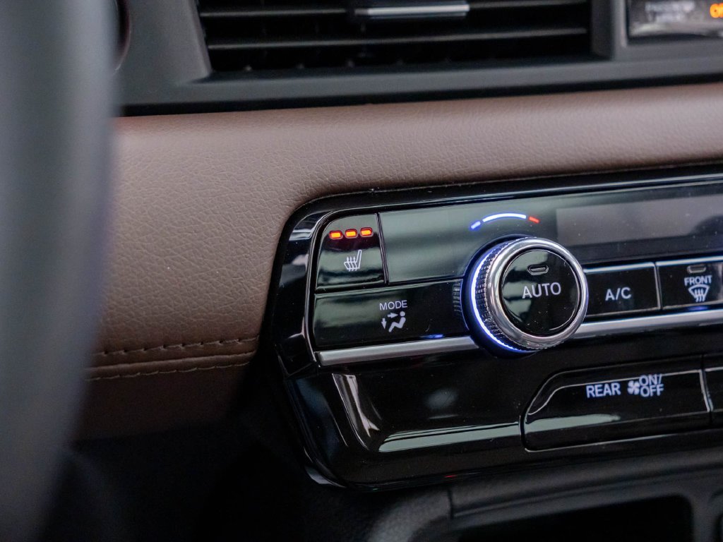 2026 Honda Pilot Touring - Photo 28
