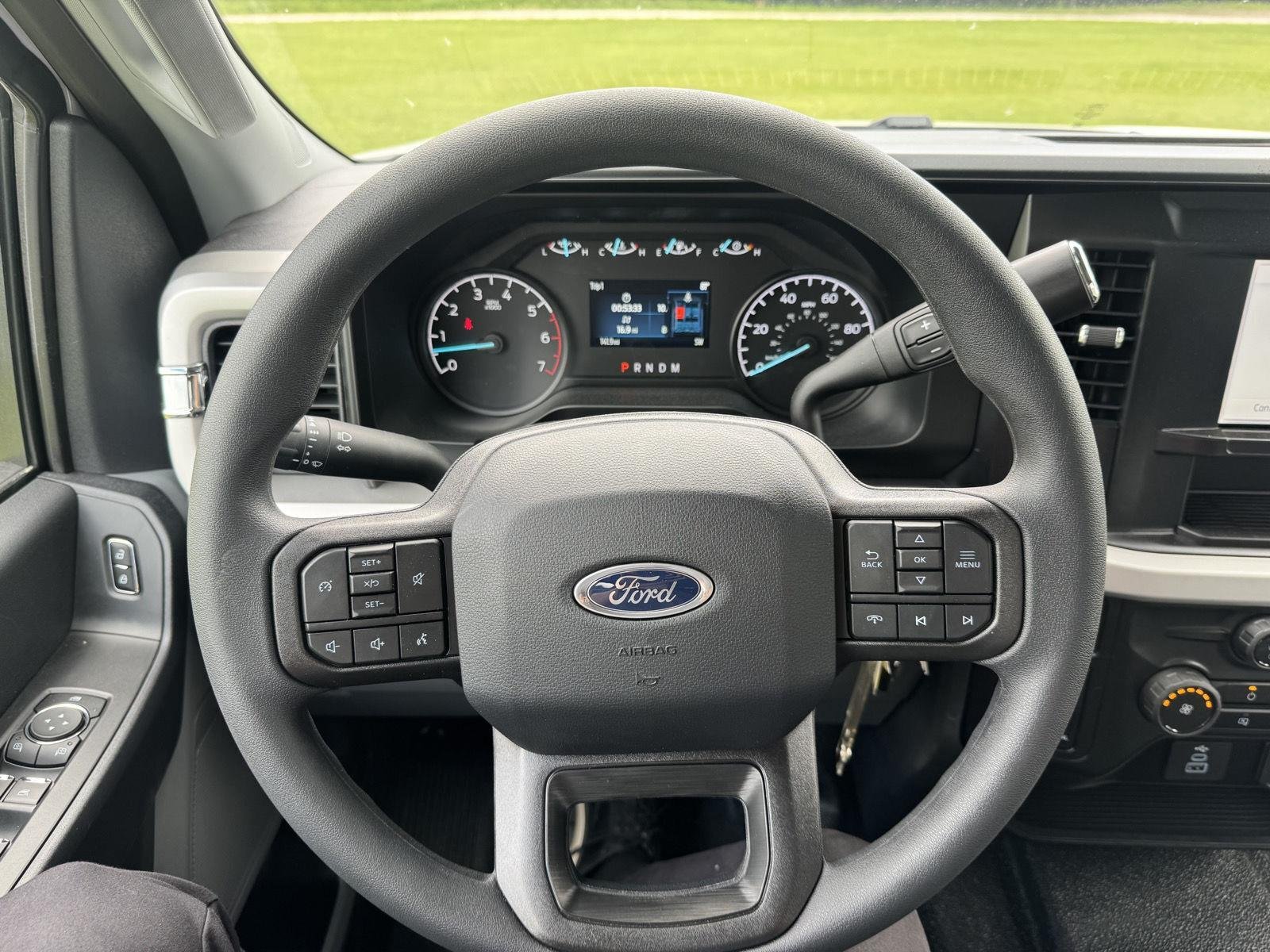 New 2026 Oxford White Ford F-250® XL image 15