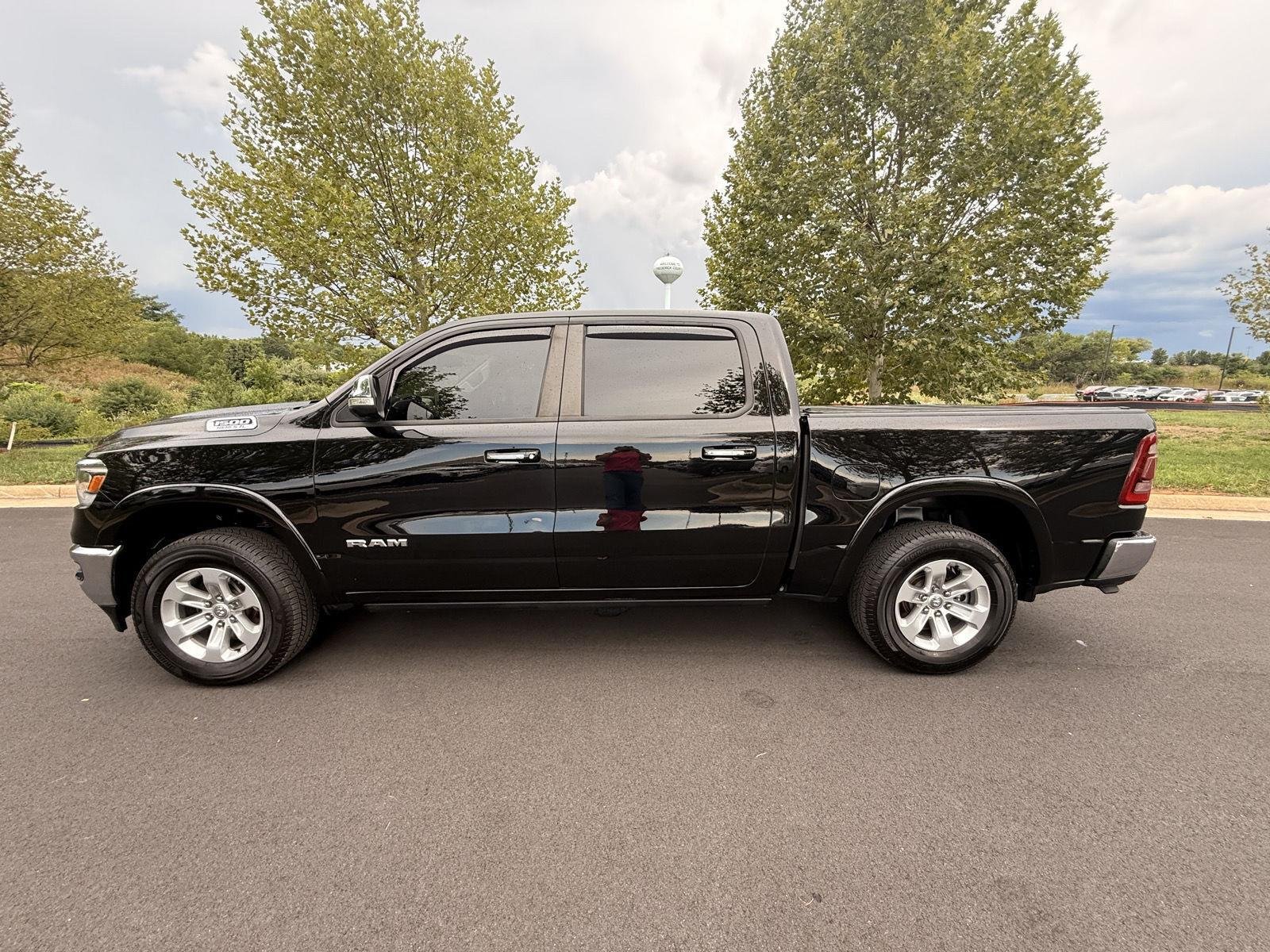 Used 2020 Diamond Black Crystal Pearlcoat Ram Laramie image 8