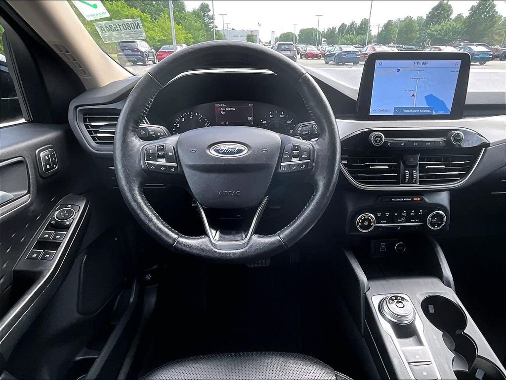 Used 2020 Black Ford SEL image 17