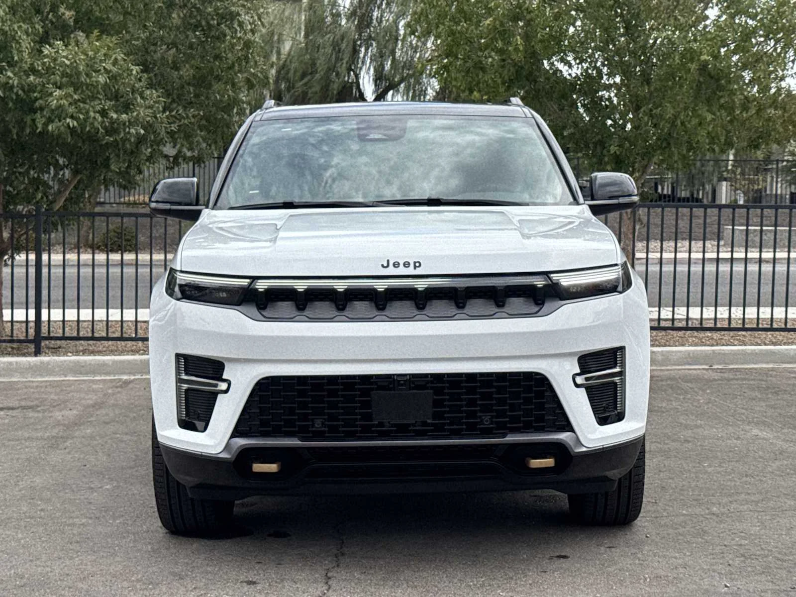New 2026 Bright White Clear-Coat Exterior Paint Jeep 85th Anniversary image 3